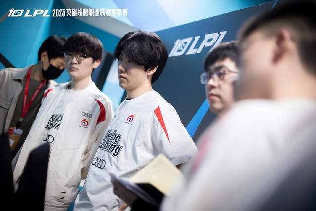 往往具备一 往往具备一