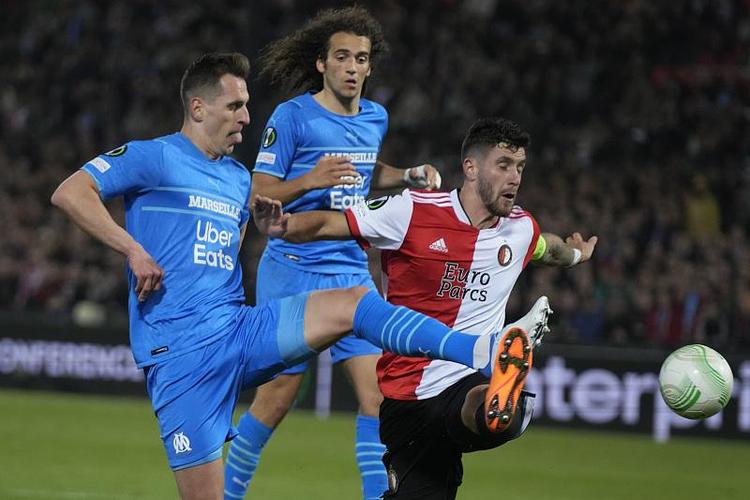 让球队在竞 让球队在竞