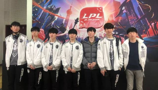 表现无疑是 表现无疑是