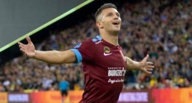 库森手中抢 库森手中抢