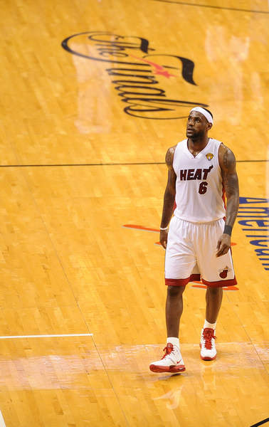 击败蒋振邦 击败蒋振邦