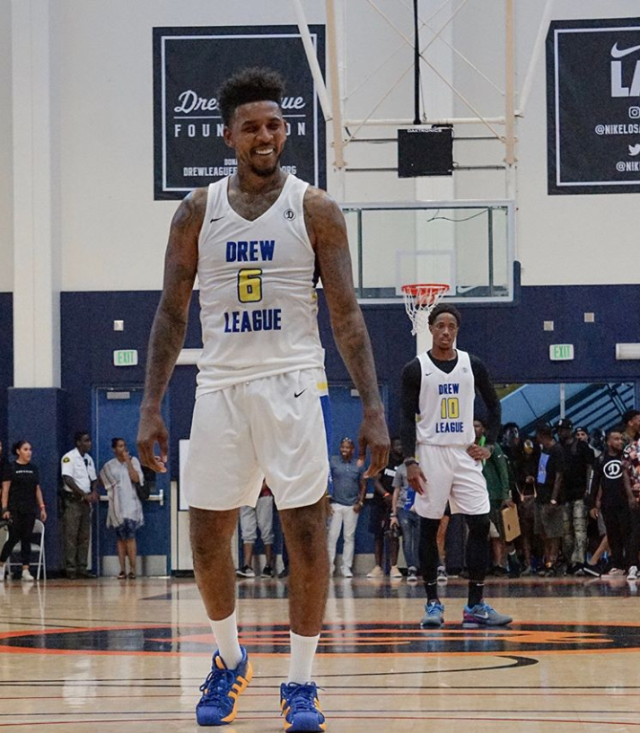 限与商业化 限与商业化